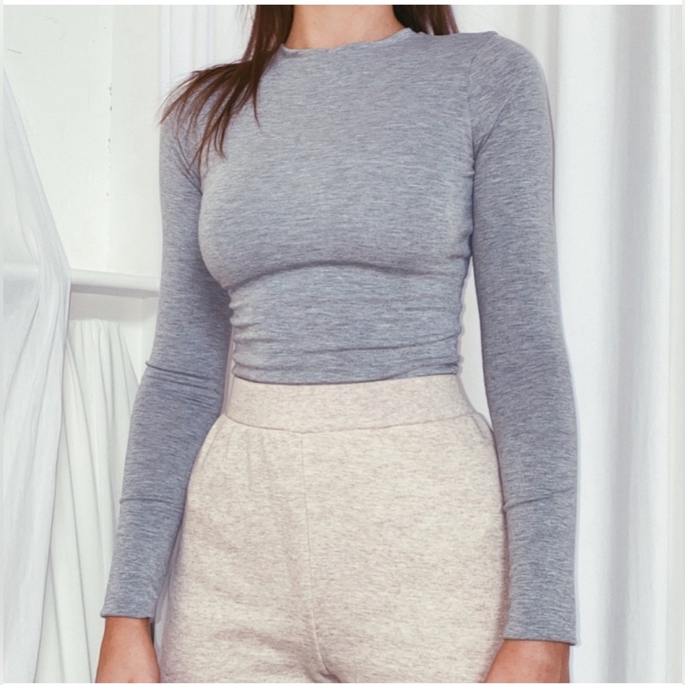 AYM Studio Bourne Long Sleeve Crew Neck Top